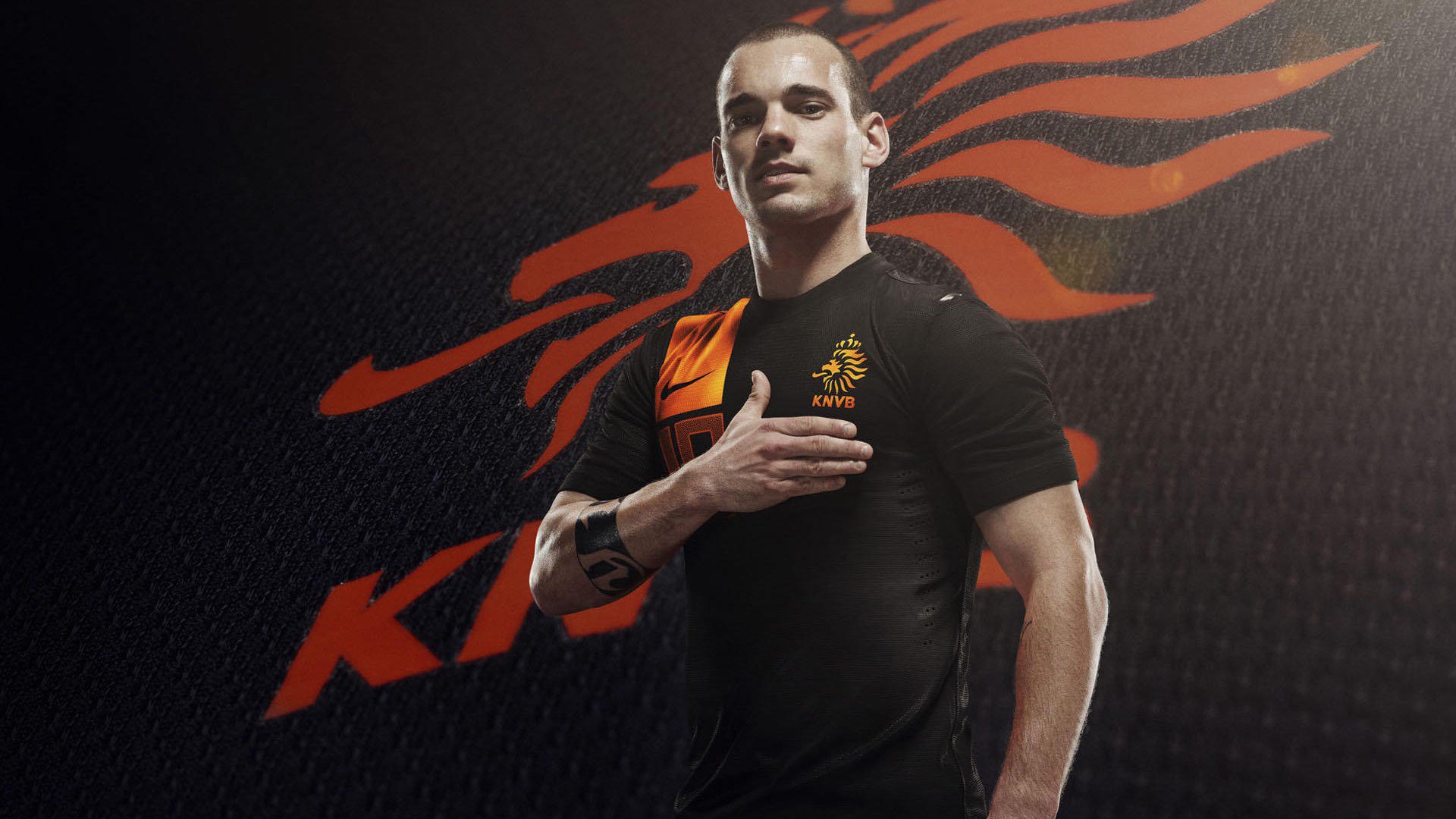 萨拉赫回归赛场，挺进下一轮首场状态亮眼，雄鹿观众沸腾！